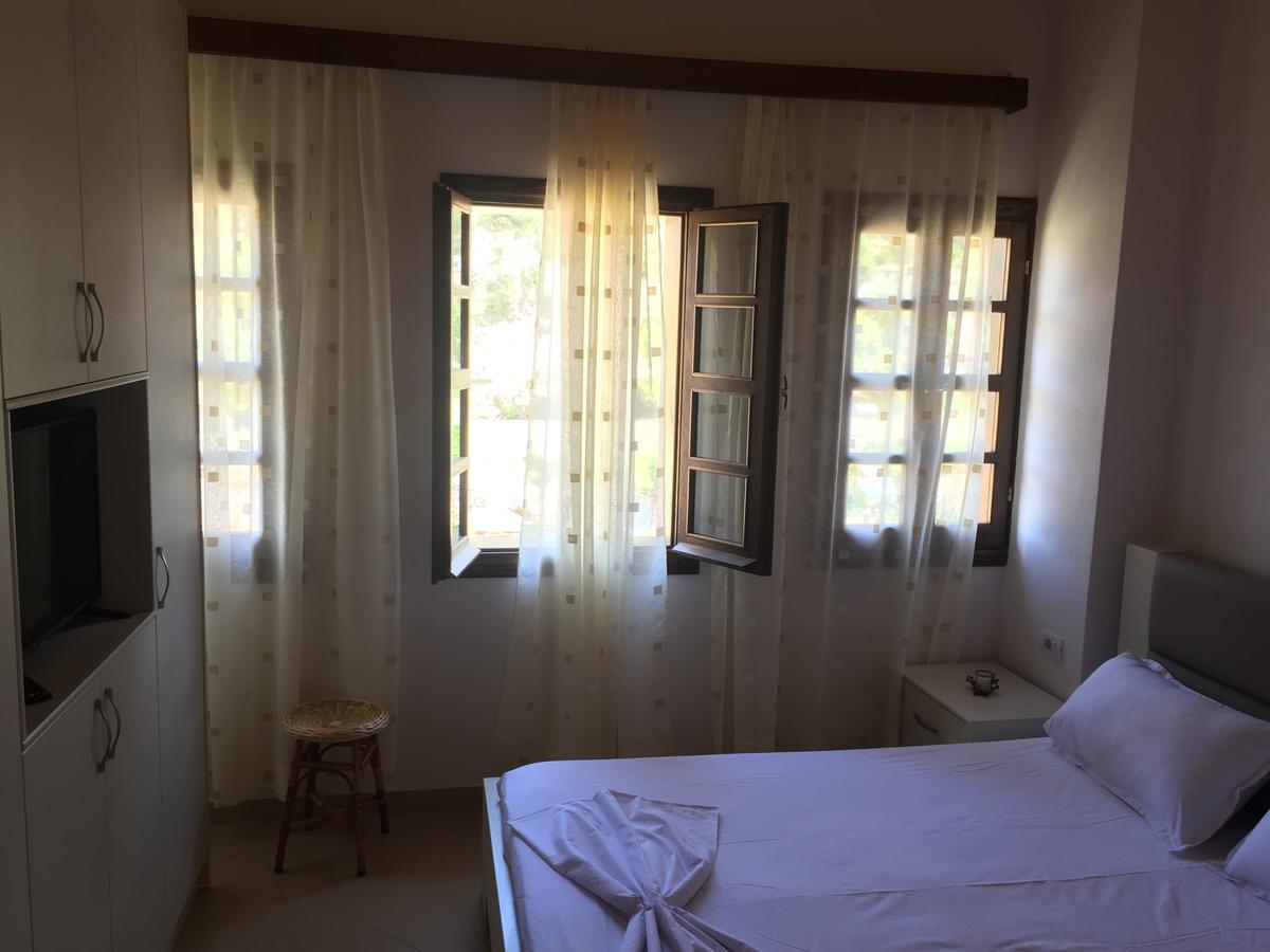 Dhimitri'S Guest House Берат Екстериор снимка